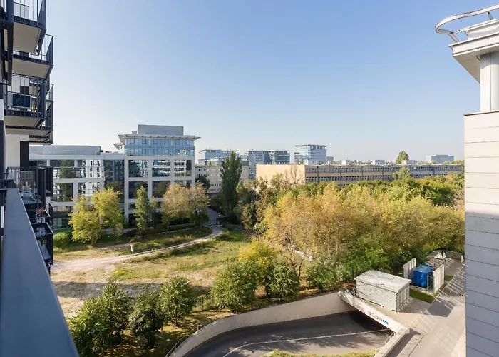 Modern Mokotow With Parking & Balcony By Renters Apartment Warsaw